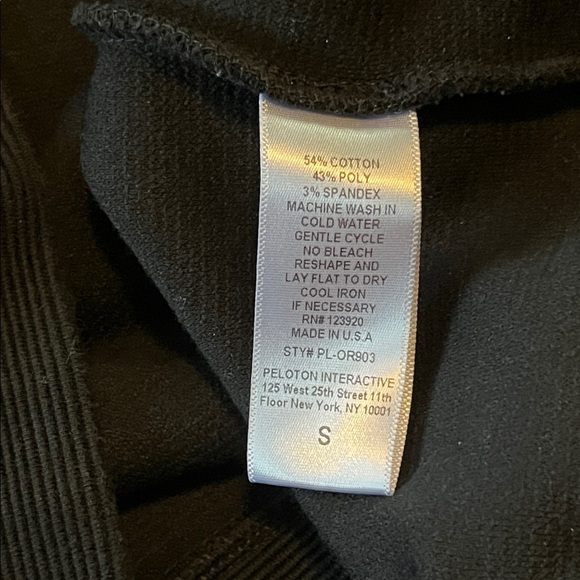 PELOTON Side-Neck Zip Warm-Up Top - Picture 5 of 7